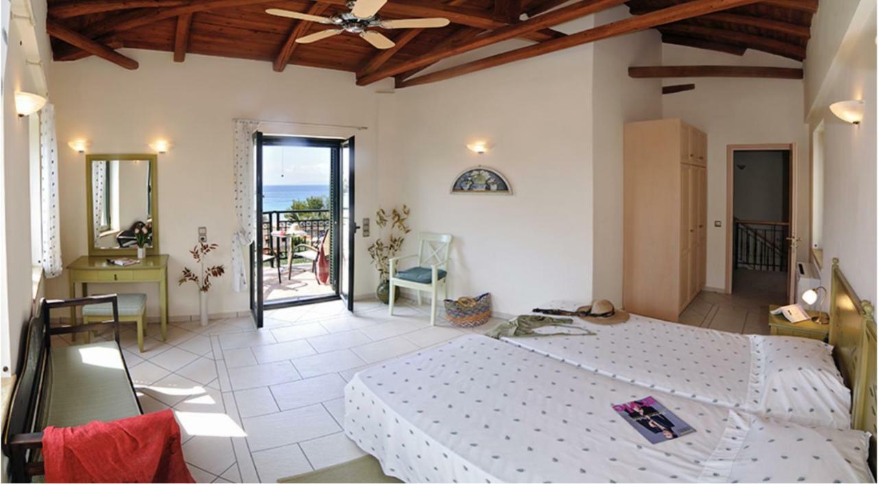 Kalogria Villas Stoupa Exterior photo